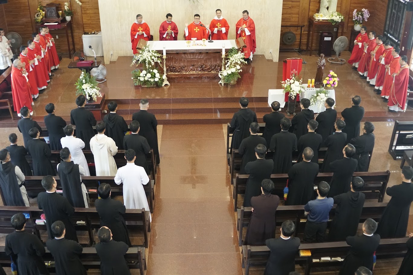 Học Viện Liên Dòng Phaolô Nguyễn Văn Bình Mừng Lễ Bổn Mạng Kính Thánh Vinh Sơn Phạm Hiếu Liêm, OP, (08/11/2025)