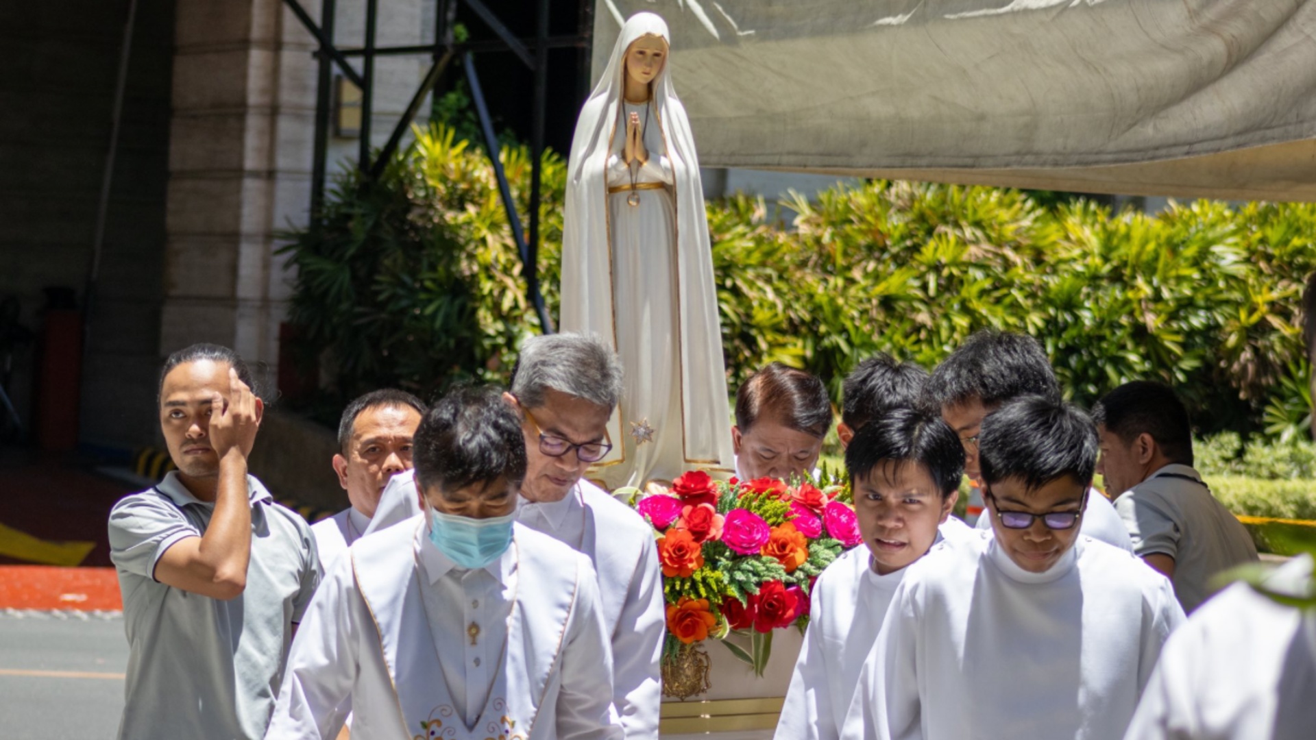 fatima-pilgrim-1778979635.jpg